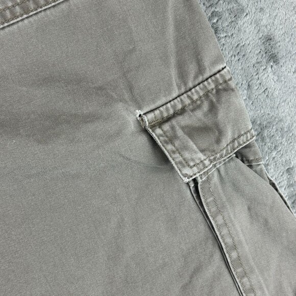 Wrangler Cargo Shorts Mens Distressed Grey Work Utility Casual Outdoor 10" Ins - Picture 6 of 9